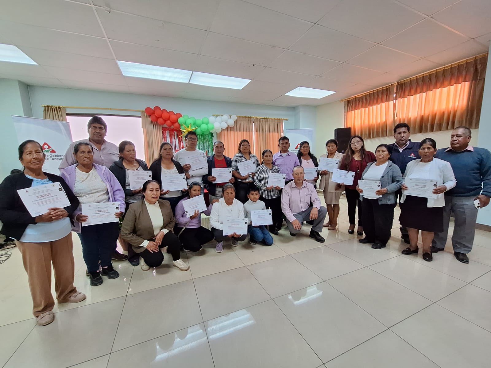 GRADUACIÓN DE PRODUCTORES IMPULSA LA AGRICULTURA LIMPIA EN PICAIHUA